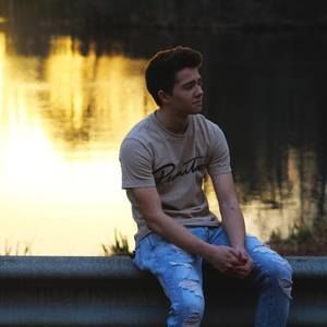 Meet your Posher, Connor